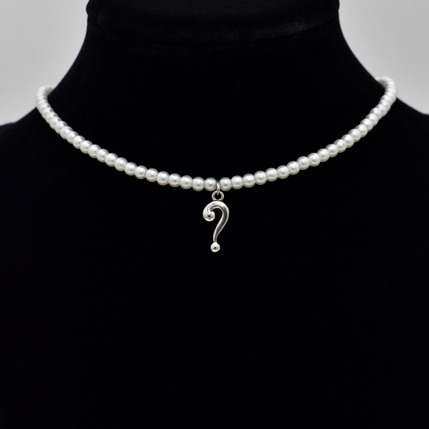 Indecisive Pearl Necklace