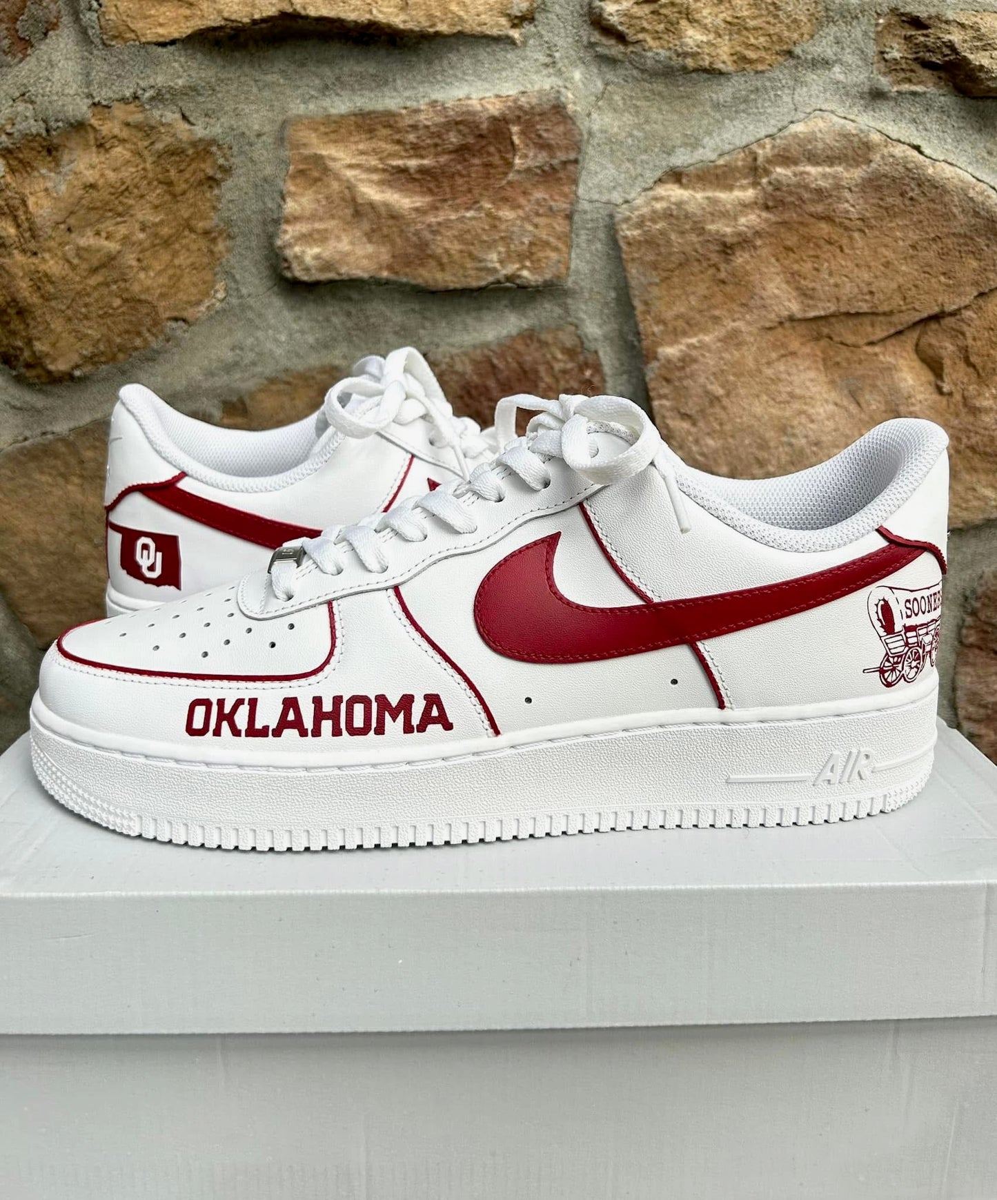 Custom Sooners AF1s