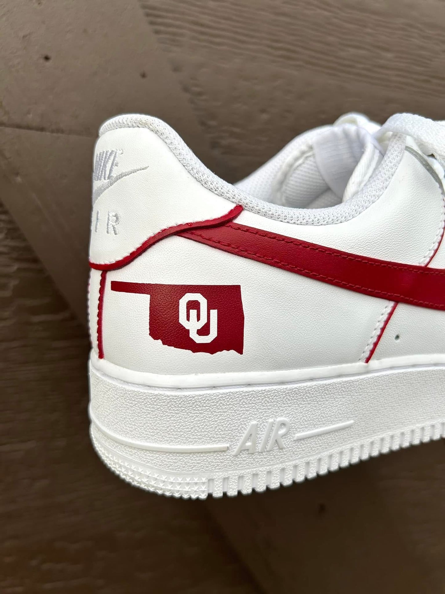 Custom Sooners AF1s